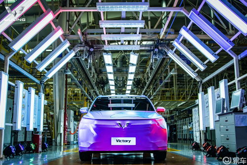 五菱全球银标logo正式发布 目标全球市场